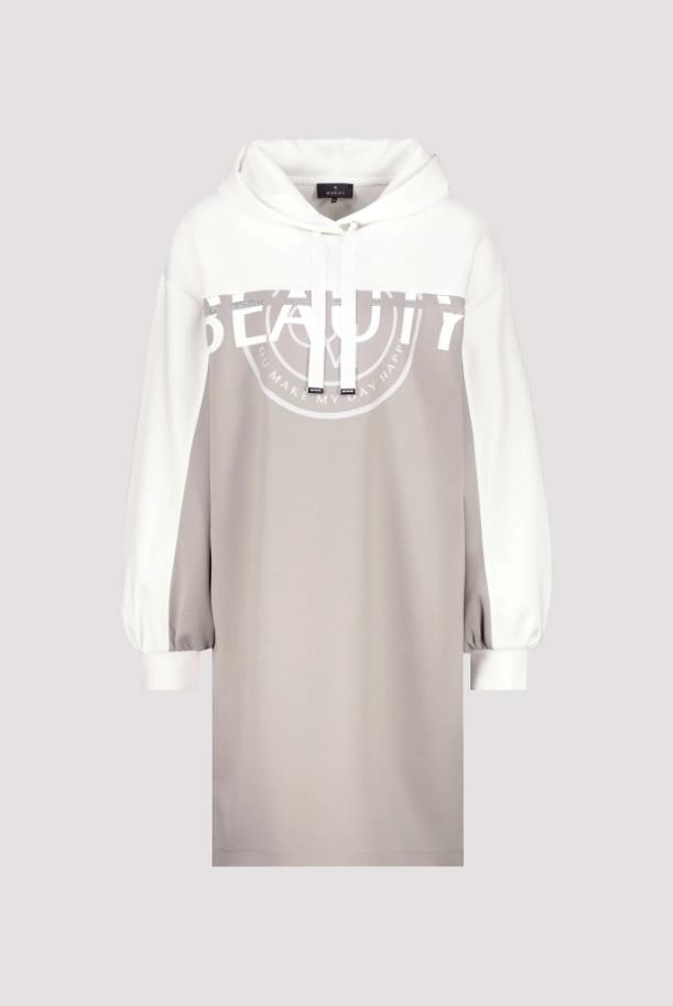 Kleid mit Kapuze