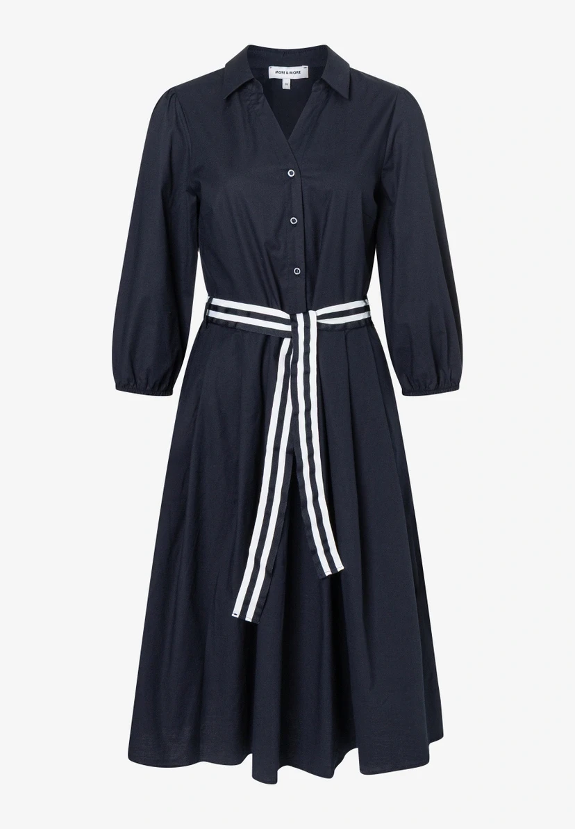Hemdblusenkleid mit Streifengürtel