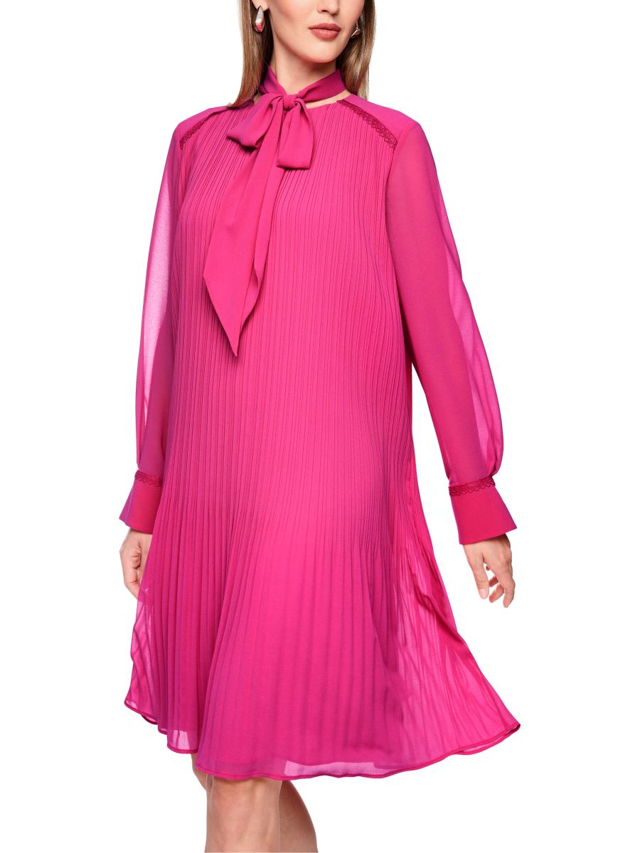 Kleid Mit Schluppe
