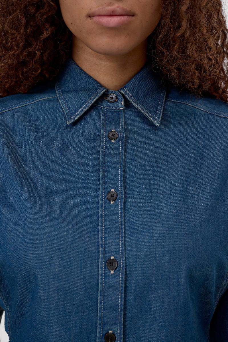 Taillierte Denim-Bluse