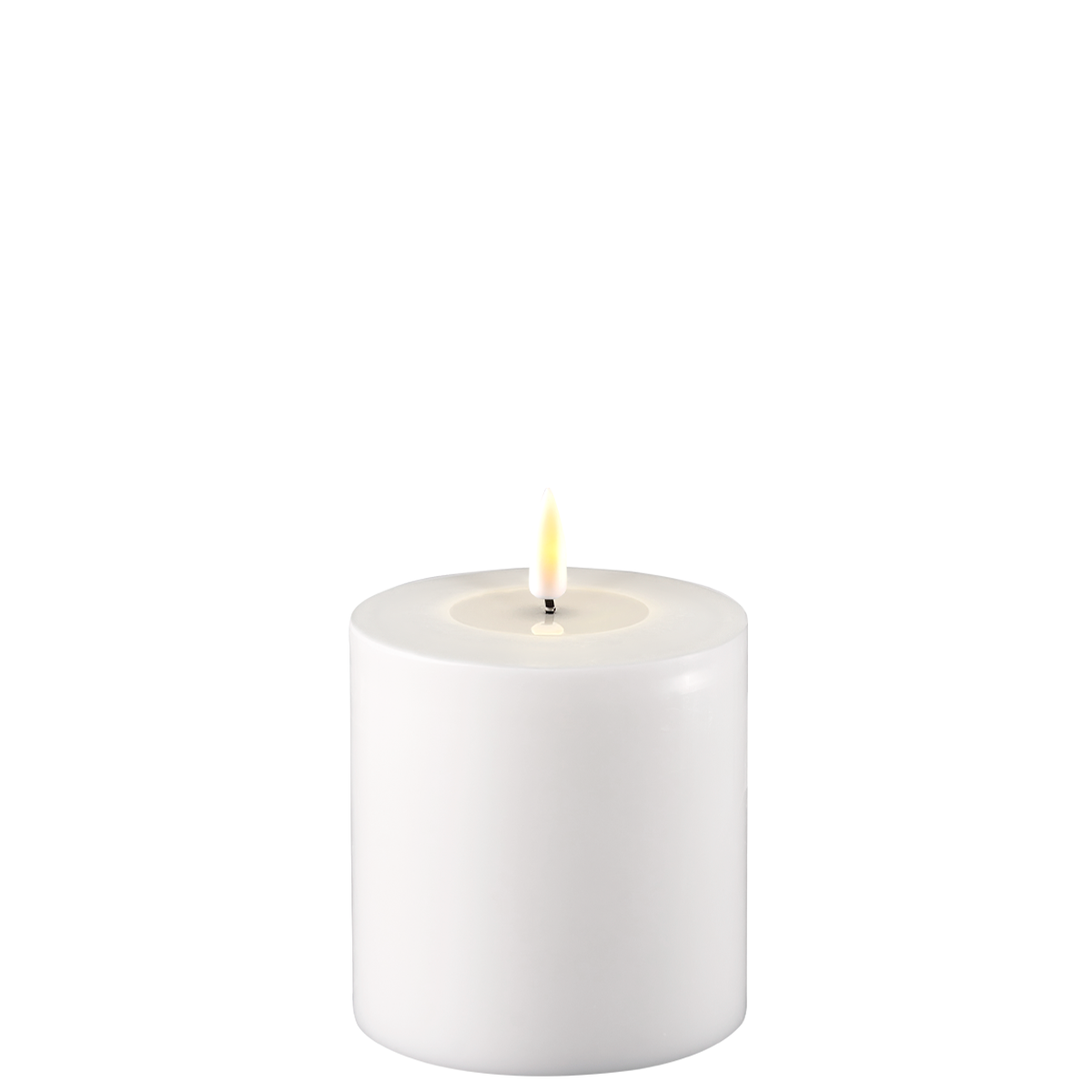 Jetzt DELUXE Homeart LED-Kerze Indoor 10cm x 10cm Weiß bei CJ Schmidt entdecken ♥ Seit 1876 ✓ 14 Tage Rückgaberecht ✓ Kostenlose Rücksendung ✓ Jetzt bestellen
