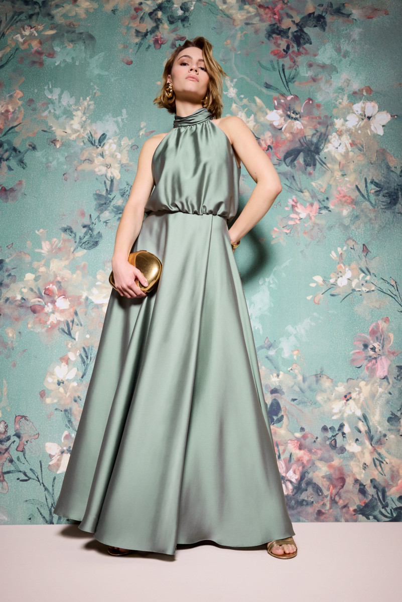 Abendkleid aus nachhaltigem Satin