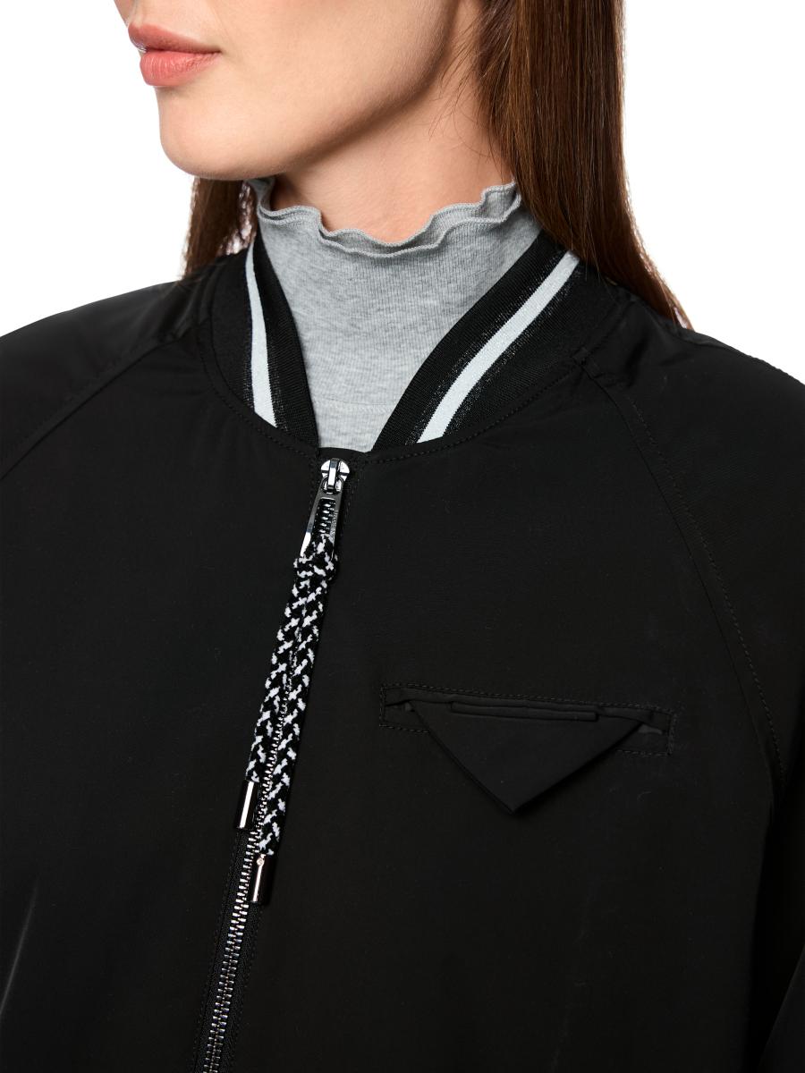 Damen College-Jacke im modernen Look