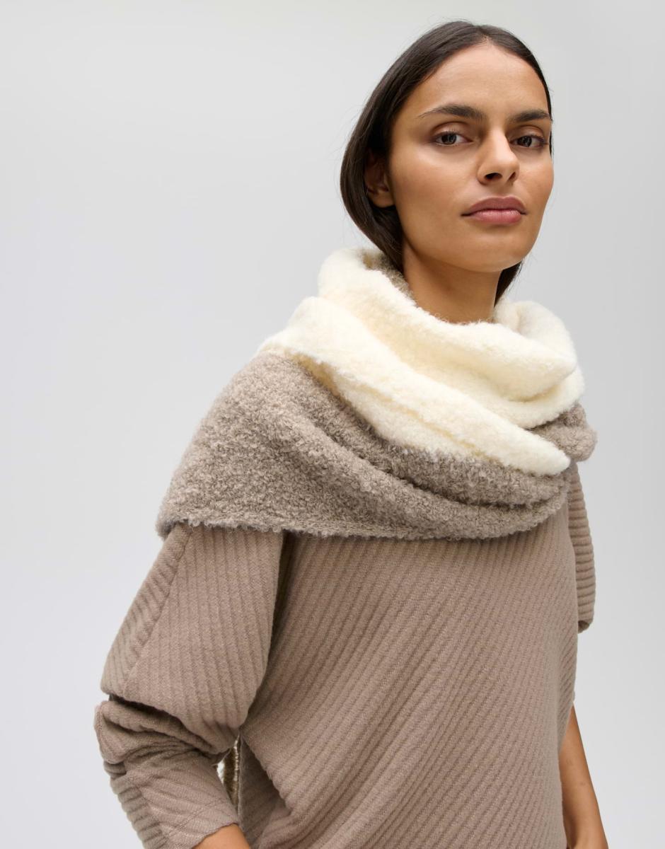 Blazer Amoni