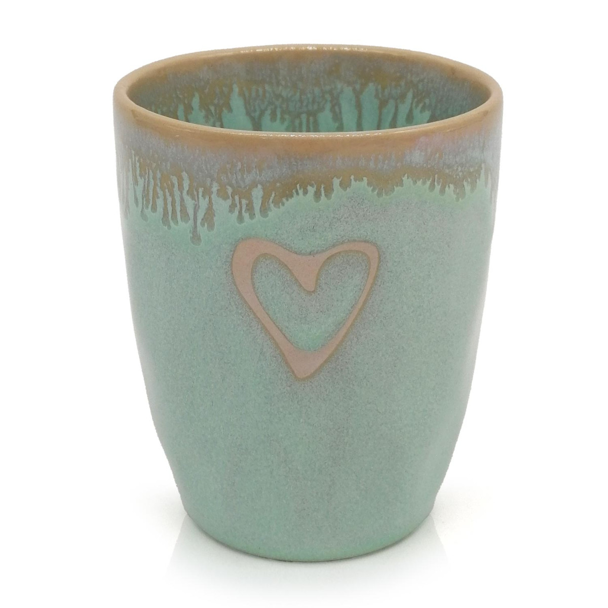 Stoneware Becher mit Herzsymbol
