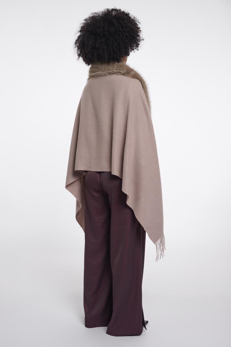 Damen Cape Wendy