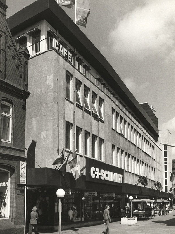 Historische Aufnahme von CJ Schmidt in der Krämerstraße