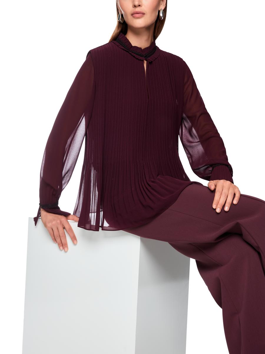 Damen Plisseebluse mit femininen Details