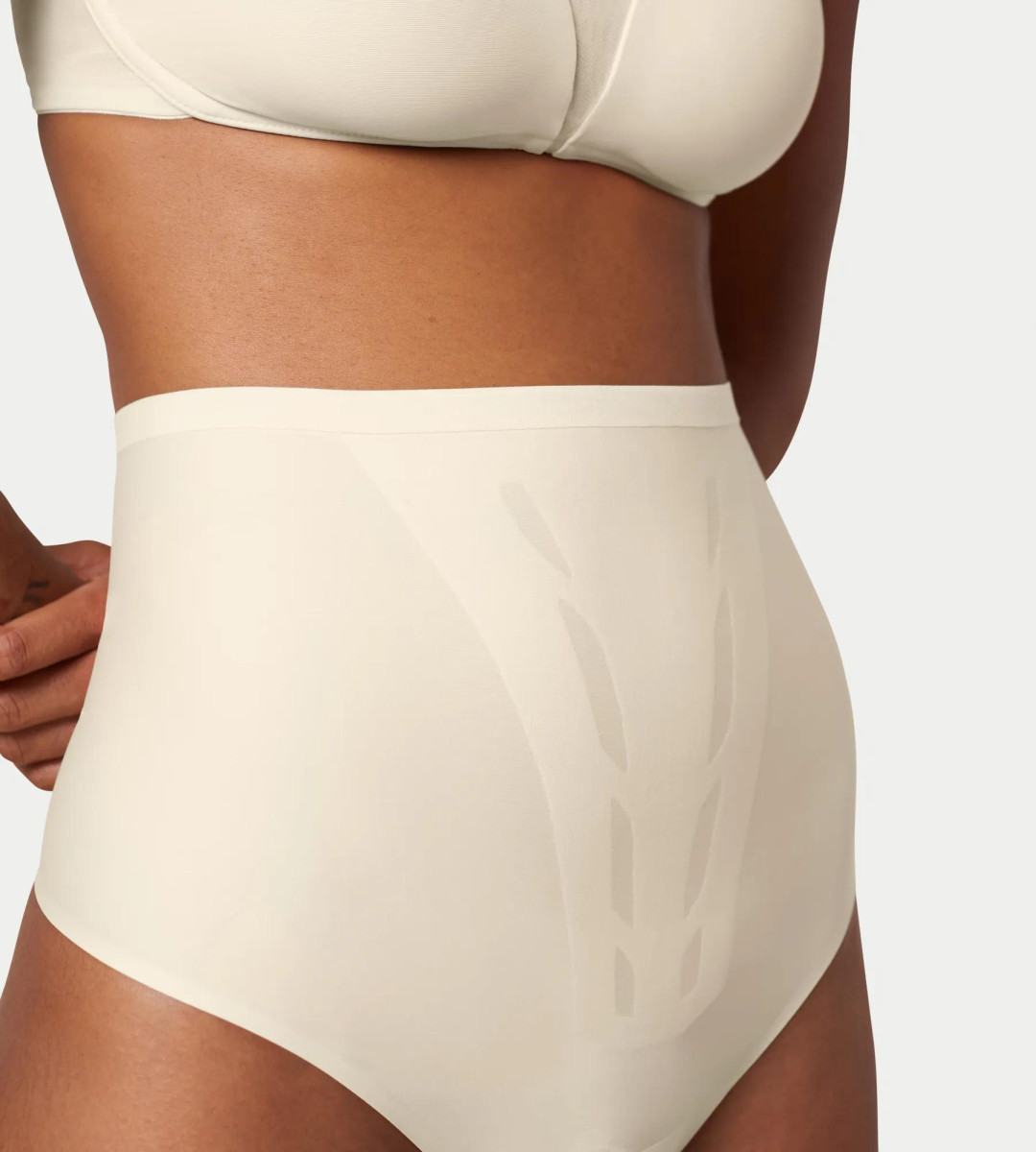 Triumph Shape Smart Highwaist String