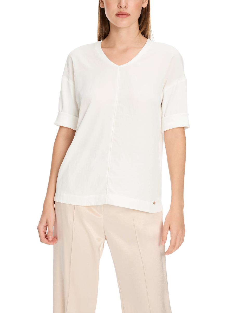 Blusenshirt aus Material-Mix