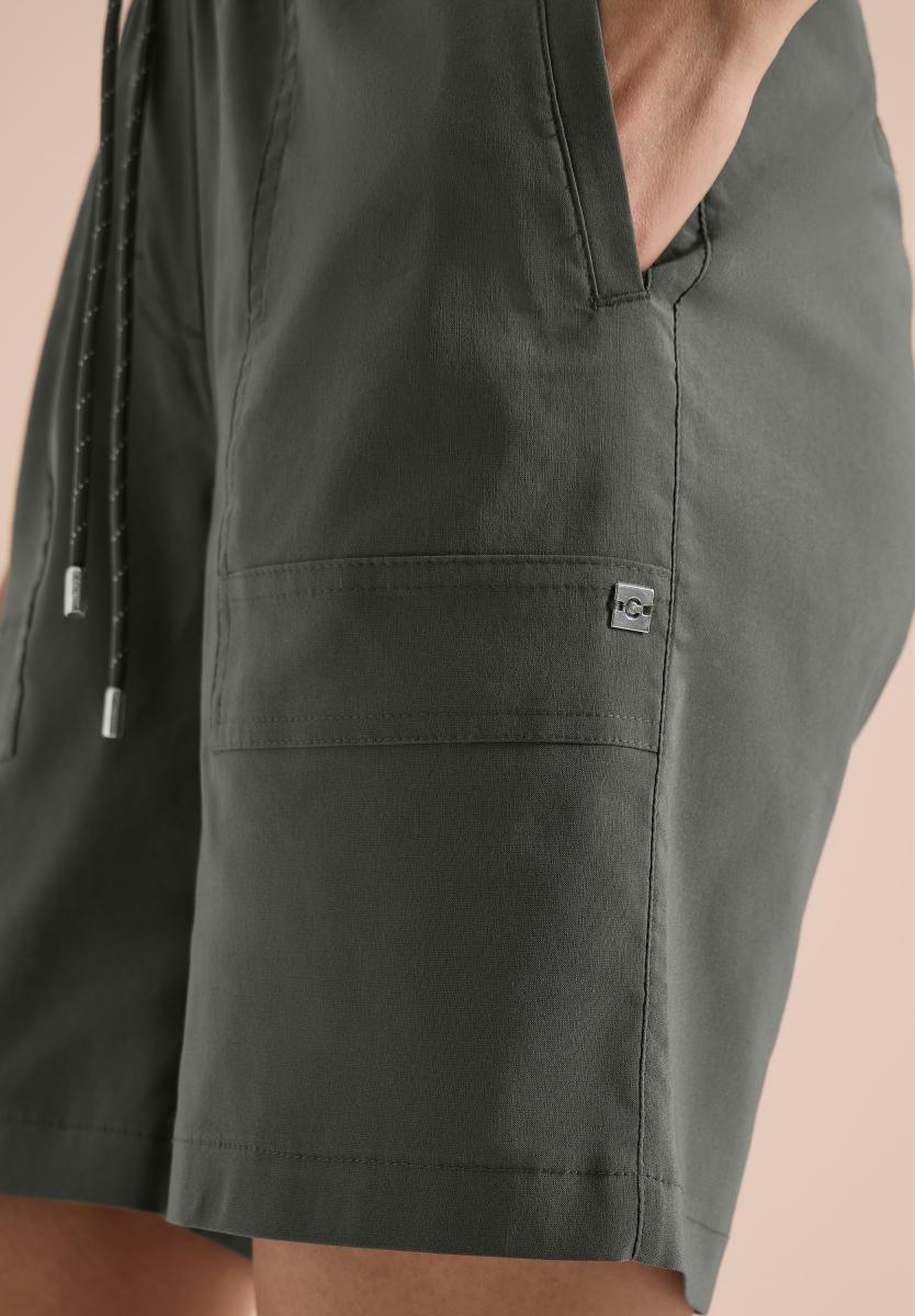 Damen Shorts