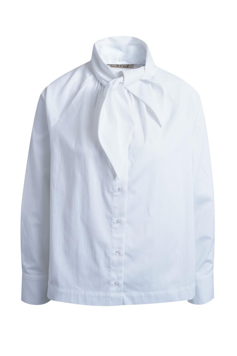 Raglanbluse mit Schalkragen