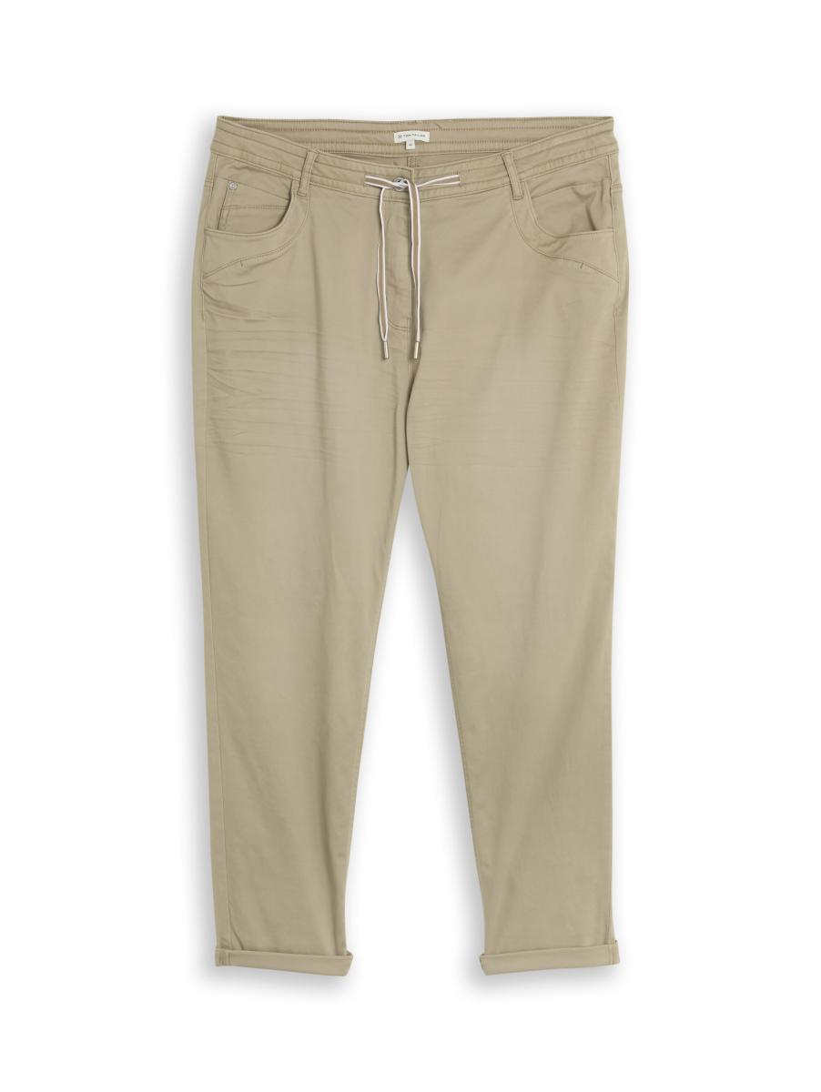 Curvy Hose Slim Fit