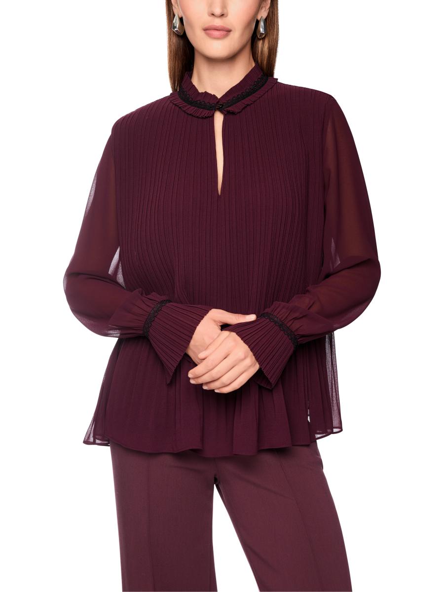 Damen Plisseebluse mit femininen Details