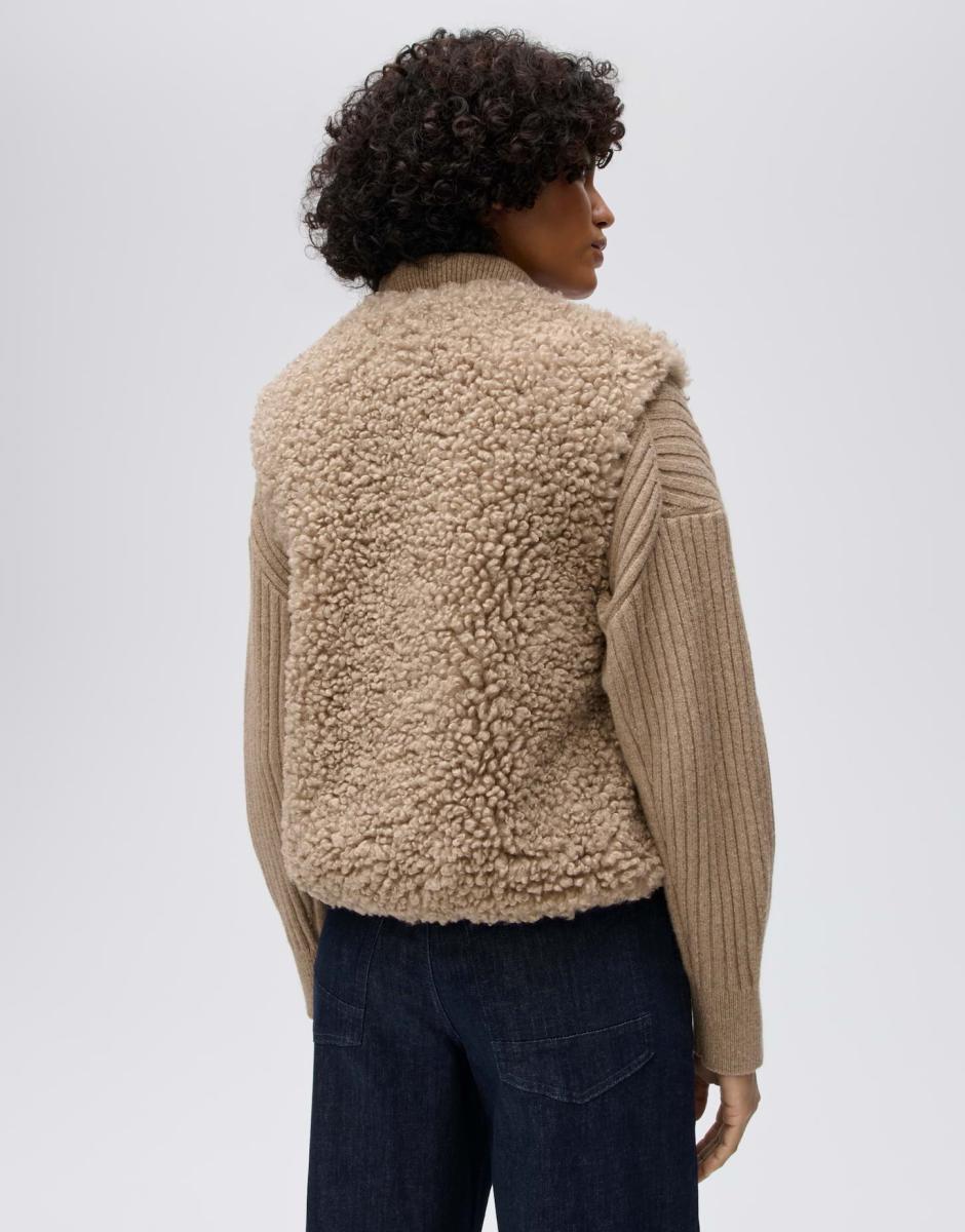 Blazer Wikara