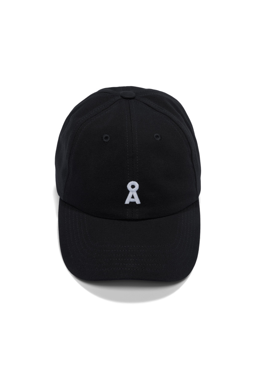 Cap Yenaas Bold